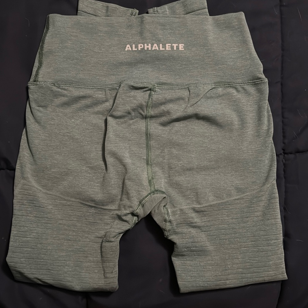 Alphalete leggings